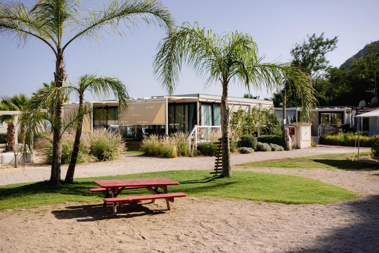 Le Palme Village Terracina Exteriör bild